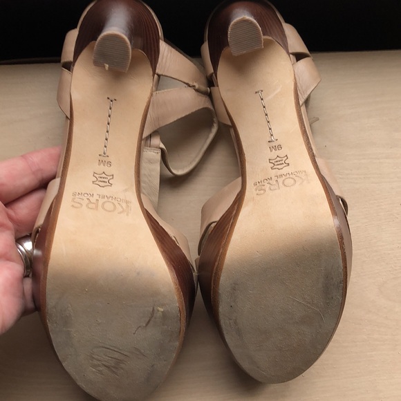 Ladies high heel shoes - Picture 7 of 7